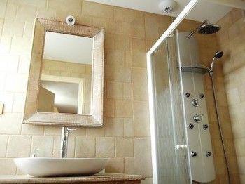 Maison De La Garenne Bed & Breakfast 2*